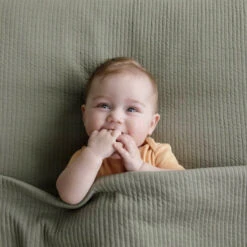 Little Dutch Bassinet Summer Blanket Pure Olive 3 Little Dutch Bassinet Summer Blanket Pure Olive -Little Dutch Store 0011522 little dutch bassinet blanket pure olive pure 1