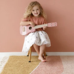 Little Dutch Guitar Pink
